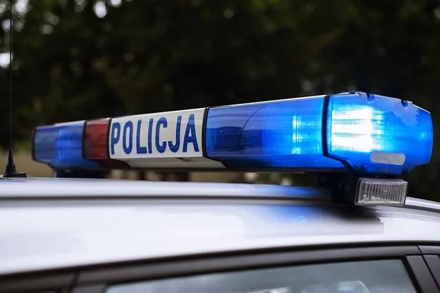 Kiedy policja może wejść na teren prywatny? Poznaj swoje prawa