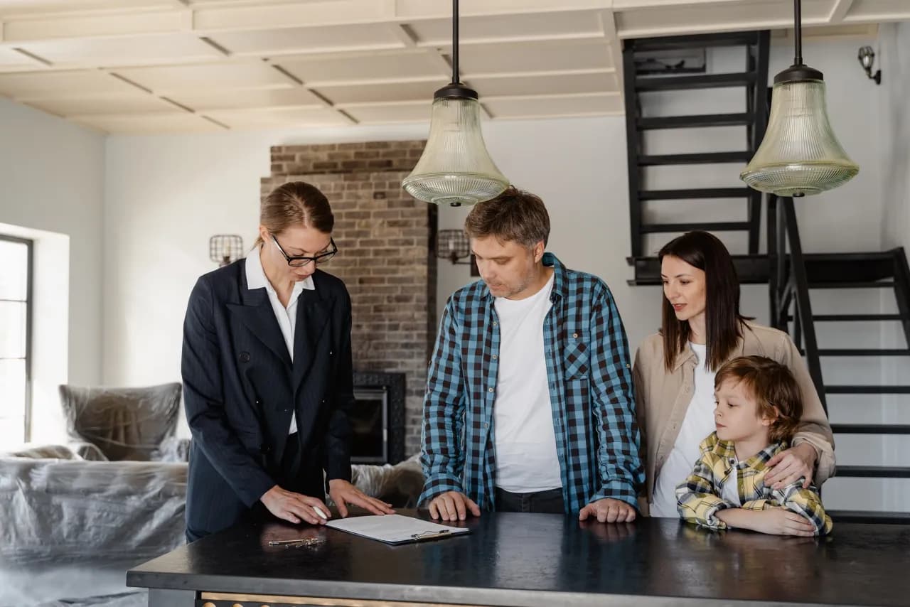 Czy można sprzedać dom z hipoteką? Poznaj ważne kroki i zasady