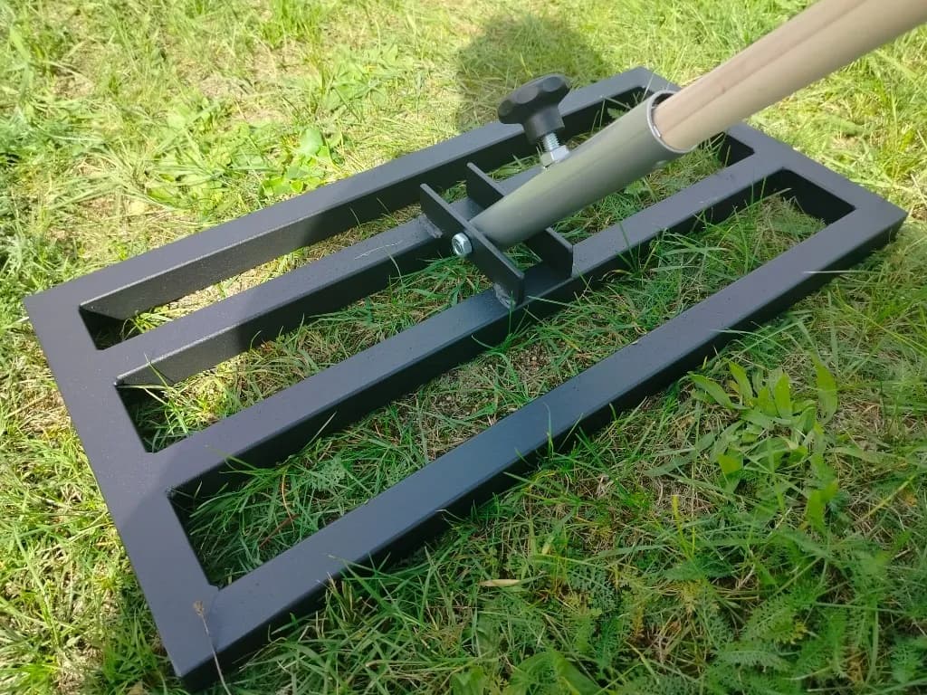 Jak zrobić ręczny niwelator terenu i uniknąć kosztownych błędów