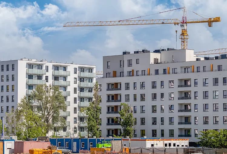 Jak kupić mieszkanie od dewelopera i uniknąć najczęstszych pułapek